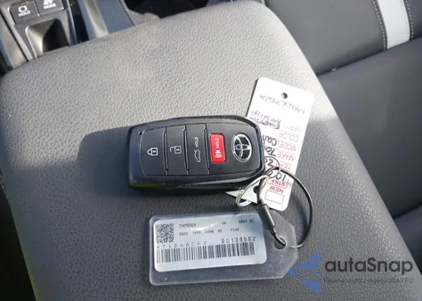 2025 Toyota Camry Se z USA, uszkodzony, nr VIN 4T1DAACKXSU139562